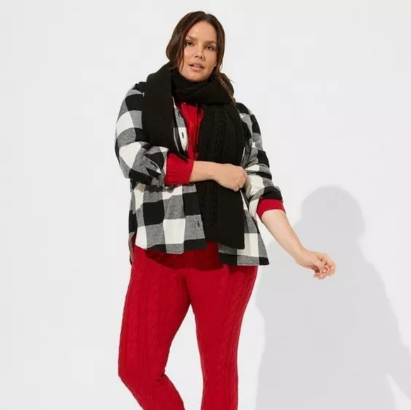 Torrid Black and White Plaid Button Down Shirt/Shacket Flannel - Picture 4 of 10